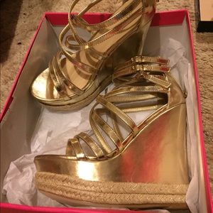 Gold wedges - never worn